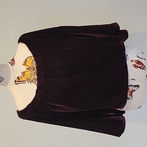 Deep Purple Off The Shoulder Velvet Bell Sleeved Top. Size Is M.